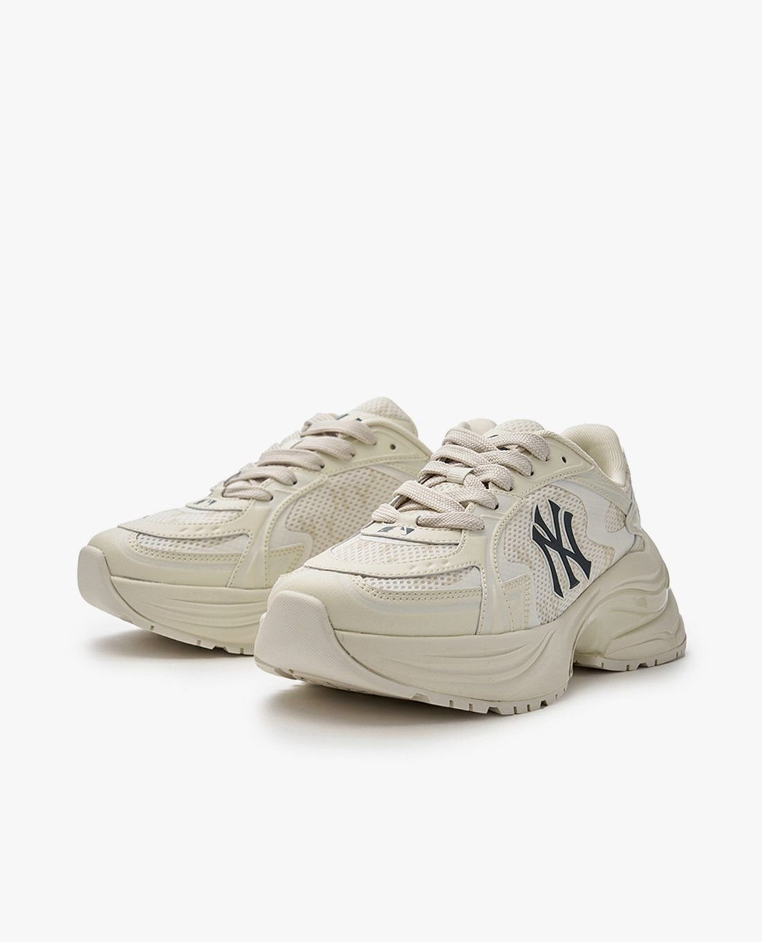 MLB - Giày sneakers unisex cổ thấp Curve Runner Monogram - Ảnh 2