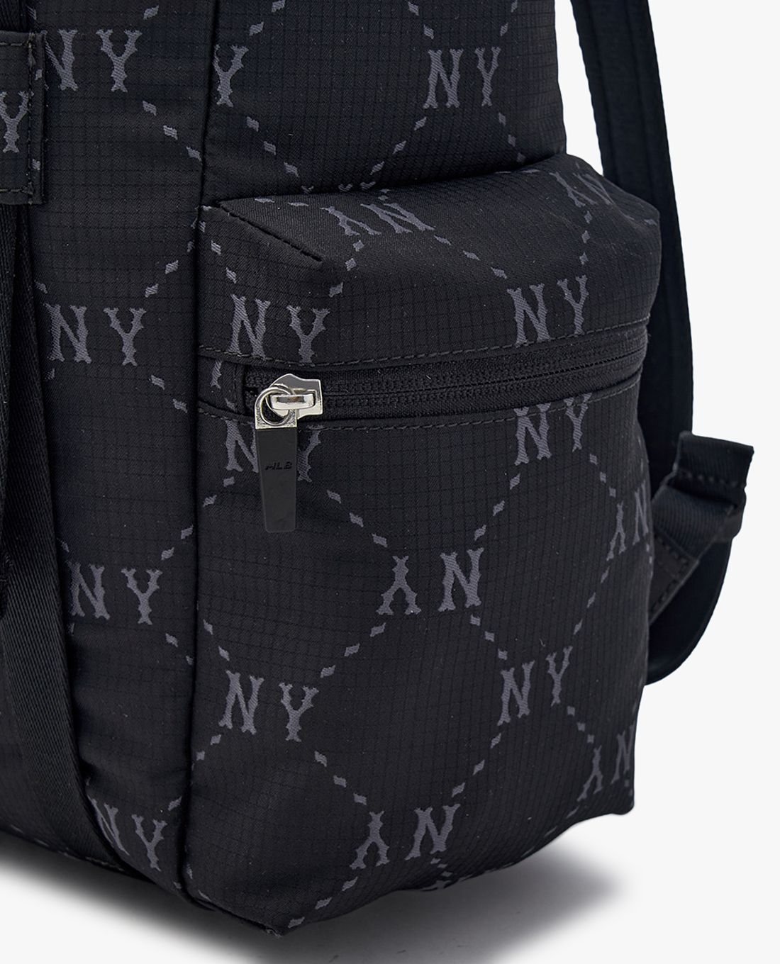 MLB - Balo unisex nắp gập Diamond Monogram Sportive - Ảnh 5