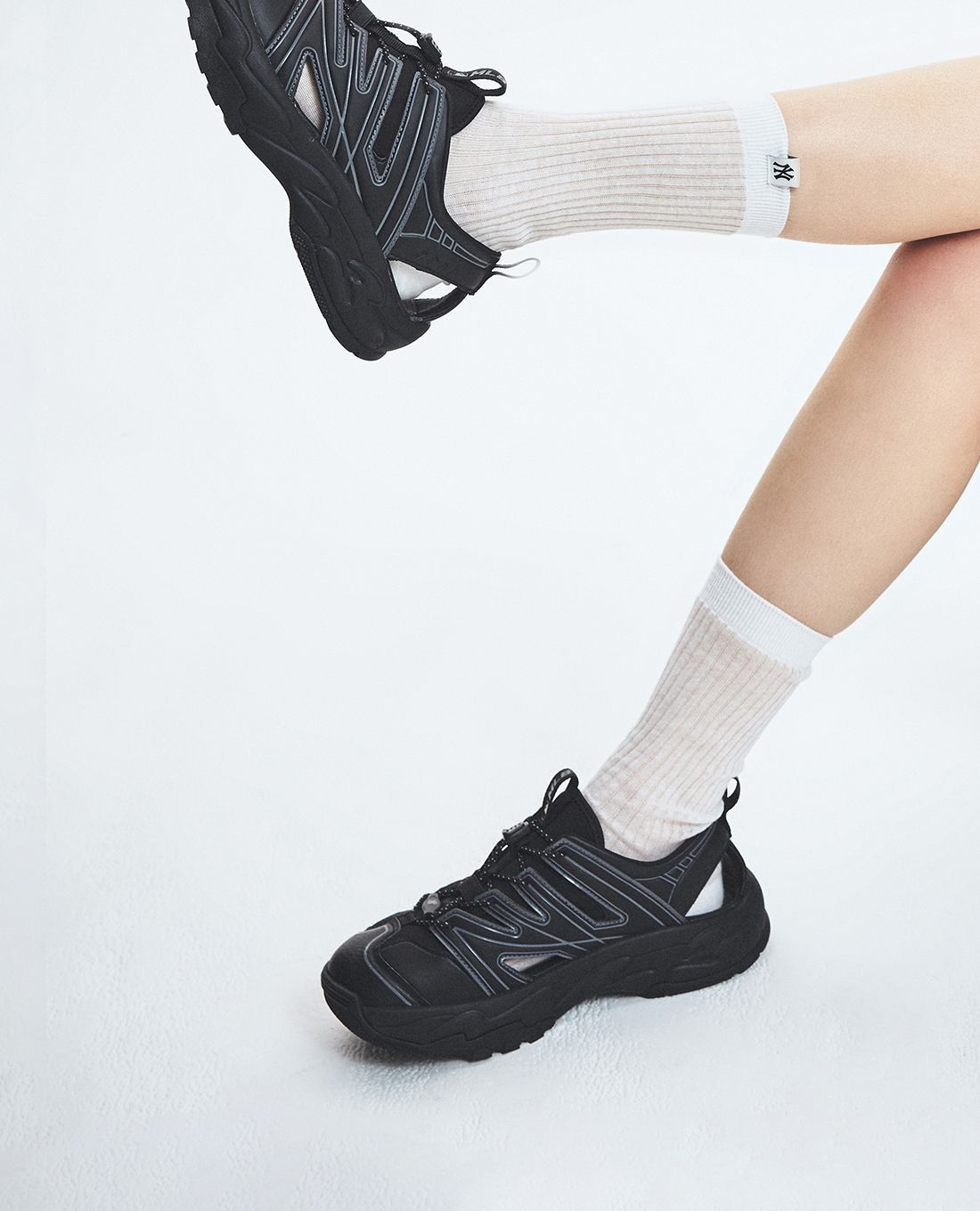 MLB - Giày sneakers unisex cổ thấp Big Ball Chunky Field Mask - Ảnh 6