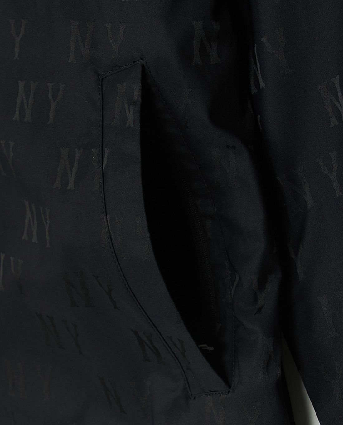 MLB - Áo khoác phối mũ unisex Tonal Jacquard Dia Monogram - Ảnh 8