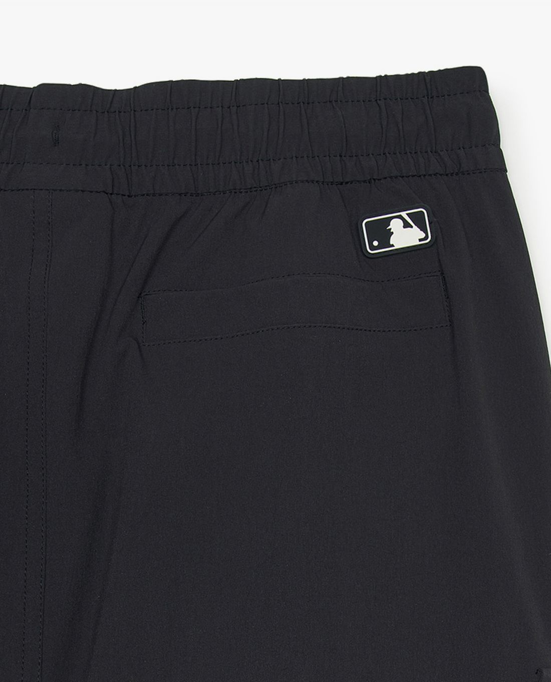MLB - Chân váy phom suông midi Basic Goffcore Nylon Cargo - Ảnh 4
