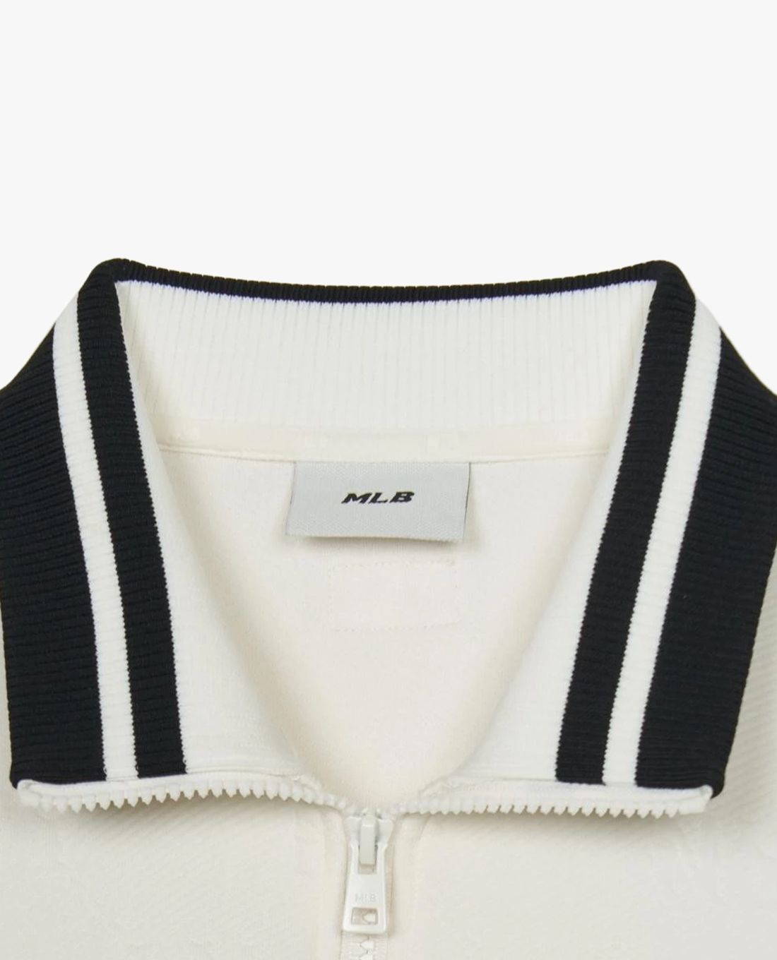 MLB - Áo sweatshirt unisex Tonal Jacquard Dia Monogram - Ảnh 3