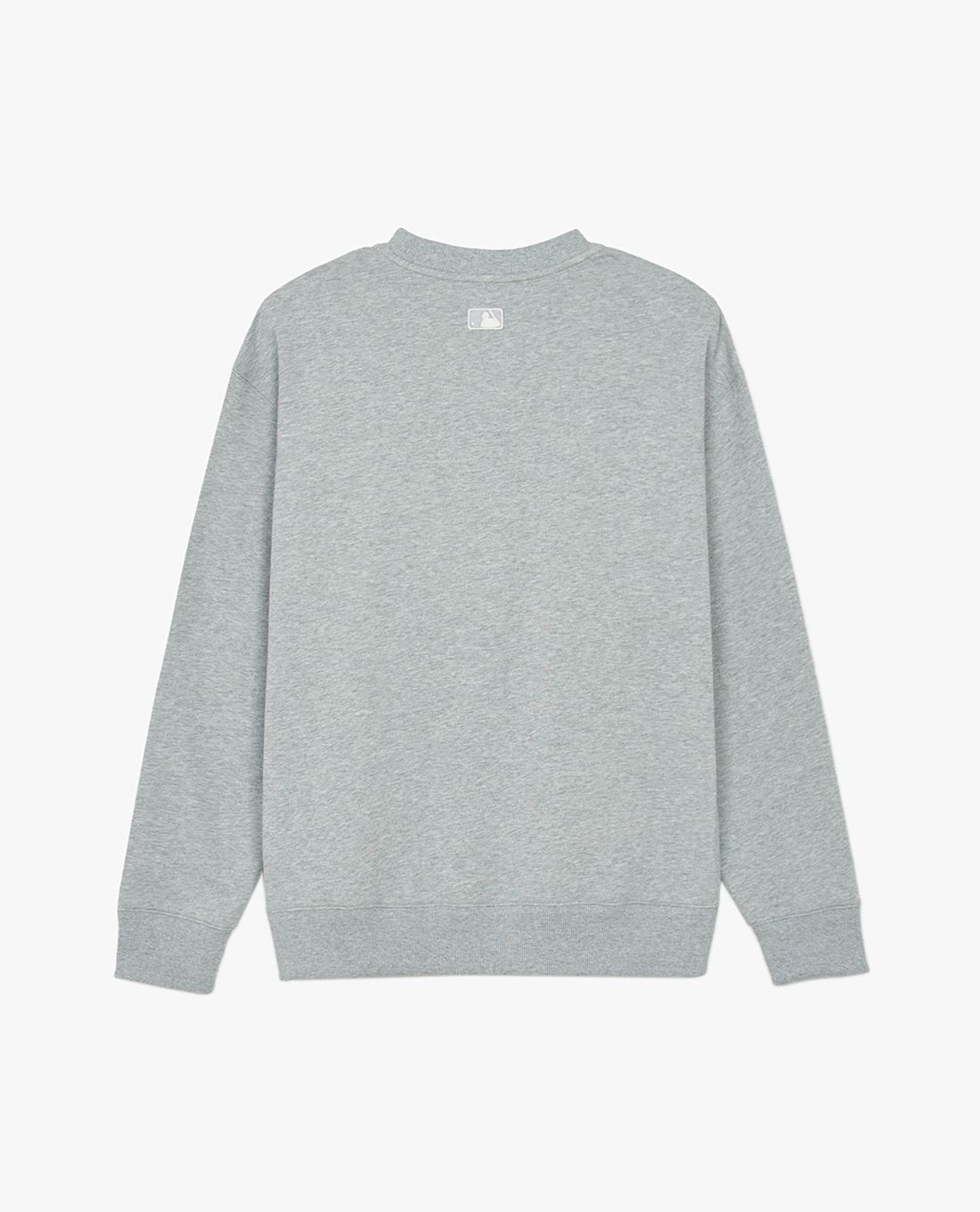 MLB - Áo sweatshirt unisex cổ tròn tay dài Basic Embo Letter Graphic - Ảnh 2